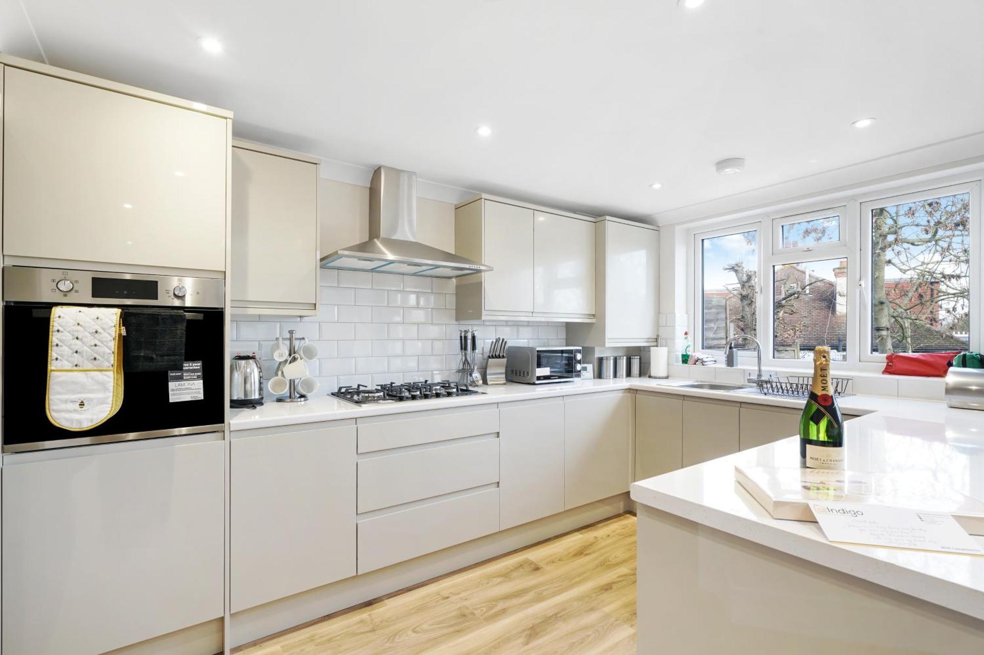 Сasa de vacaciones Luxurious House In Wembley - Garden Londres