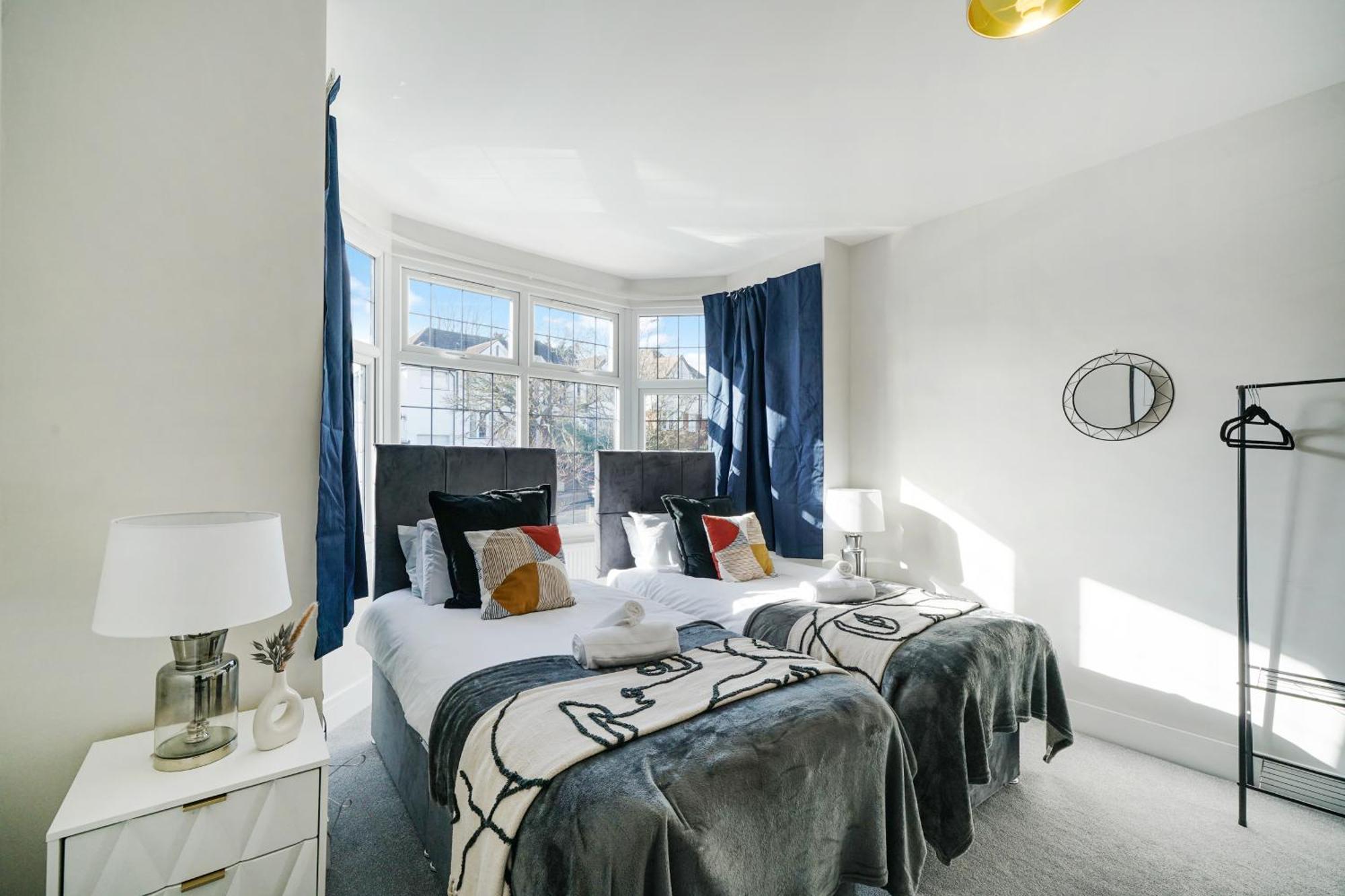 Luxurious House In Wembley - Garden Сasa de vacaciones Londres